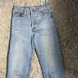 Levi Ribcage Ankle Straight Jeans